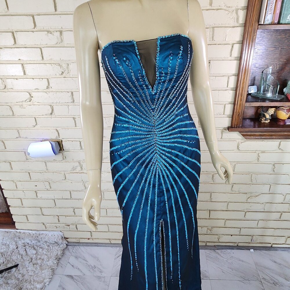 Xtreme Womens Formal Dress Strapless Mermaid Style Size 4